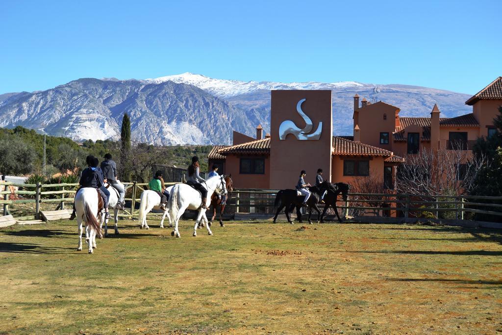 Hotel & Winery Senorio De Nevada Villamena Kültér fotó